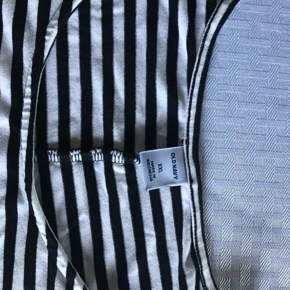 Old Navy Black and White Striped Dress w/ ruffle sleeves - Picture 2 of 10